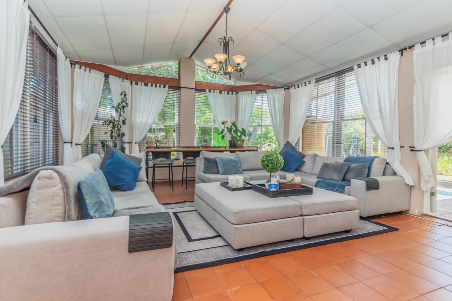 4 Bedroom Property for Sale in Claremont Western Cape